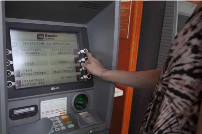 Los bancos fijan nuevos límites para retirar dinero de cajeros automáticos: cuánto podés sacar extraer