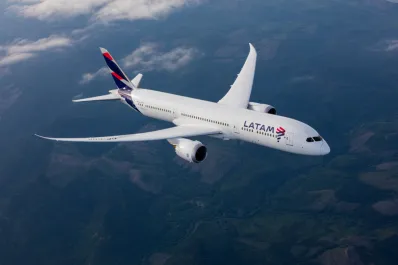 Anuncian el regreso de la ruta aérea que conecta a Tucumán con Lima