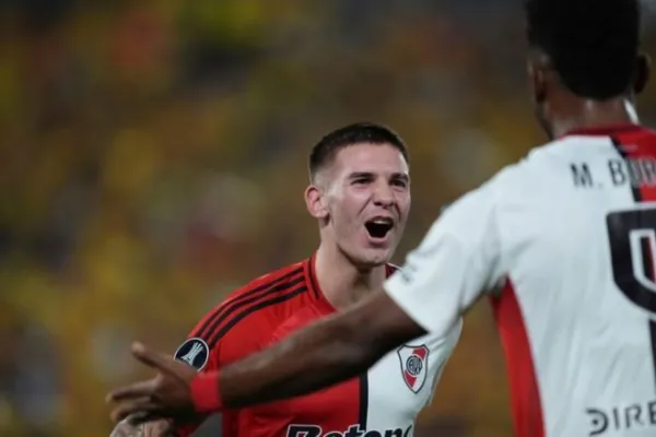 Borja y Mastantuono, no sólo se hacen guiños dentro de la cancha