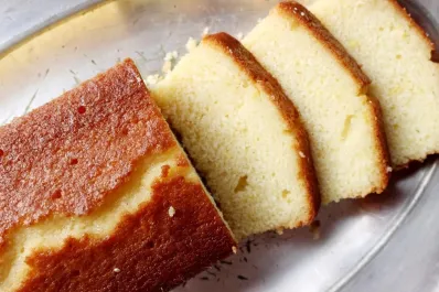 Sin harinas: cómo hacer un budín de manzana con tres ingredientes y muchas proteínas