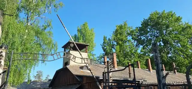 EL COMPLEJO DEL HORROR. En las 170 hectáreas de Auschwitz se llegó a alojar 100.000 prisioneros.