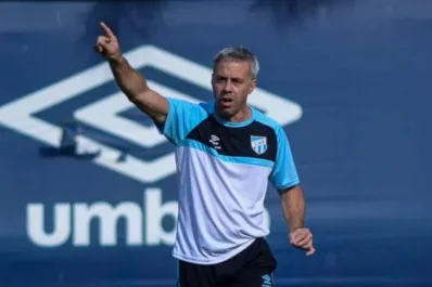 Un dolor de cabeza para Pusineri: Atlético Tucumán sufrió su primera baja