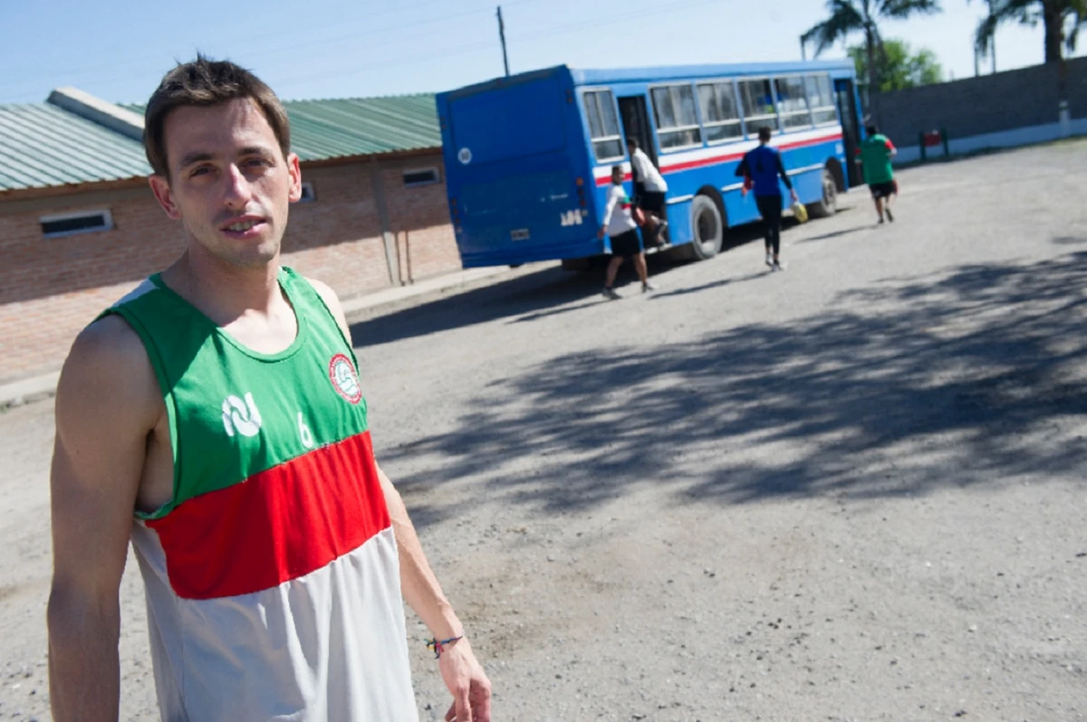RECUERDO. Lucas Bossio en su etapa como futbolista de San Jorge.