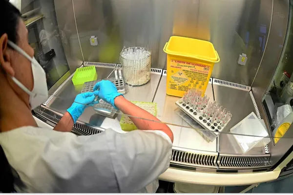 600x400_anmat-clausuro-laboratorio-fentanilo-contaminado-prohibio-sus-medicamentos-1083192-113138.webp
