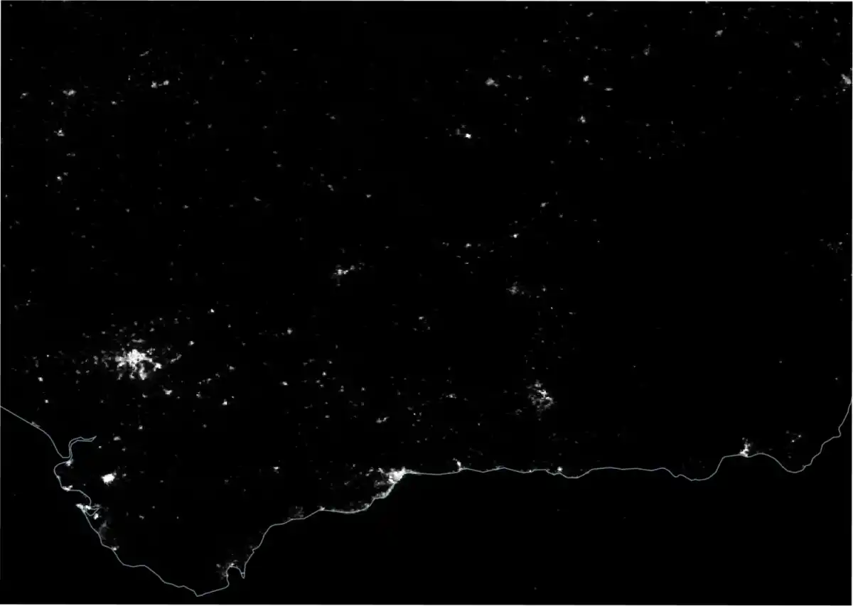 Imagen satelital de Andalucía tomada la madrugada del 29 de abril de 2025 (tras el apagón). Fuente: NASA