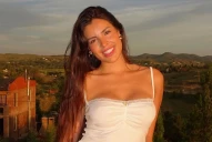 ¿Quién es Valentina Olguín, la cantante acusada de usar datos de gobernadores para contrabandear ropa?