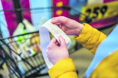Los salarios ceden ante la inflación