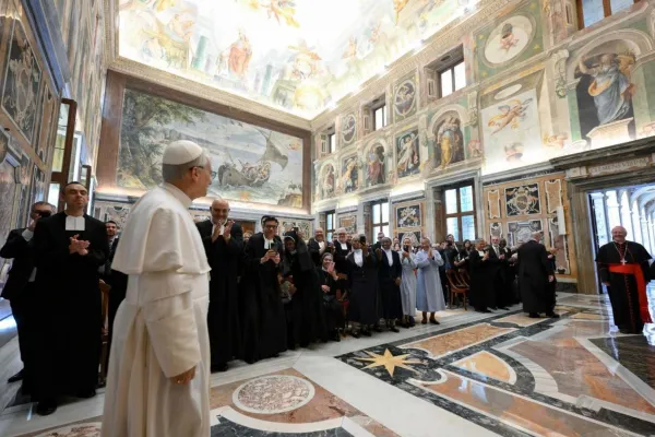 En su primer nombramiento episcopal, León XIV designó a un obispo de Perú