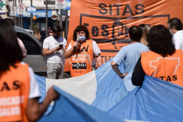 Sitas le responde a Jaldo: “El gobernador le debe plata al 80% de los trabajadores de la salud”