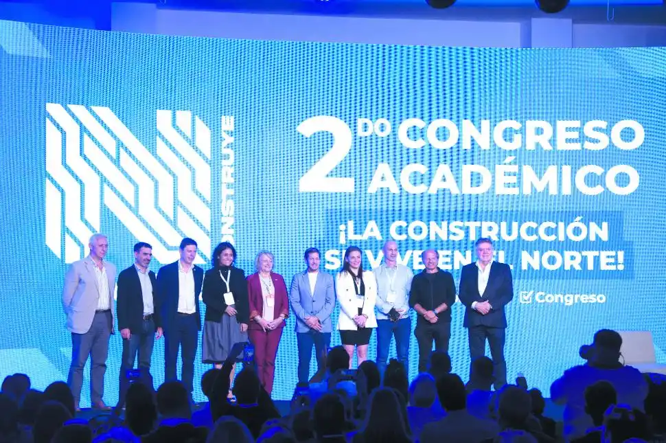 DISERTANTES. Analistas hablan sobre economía, política y arquitectura.