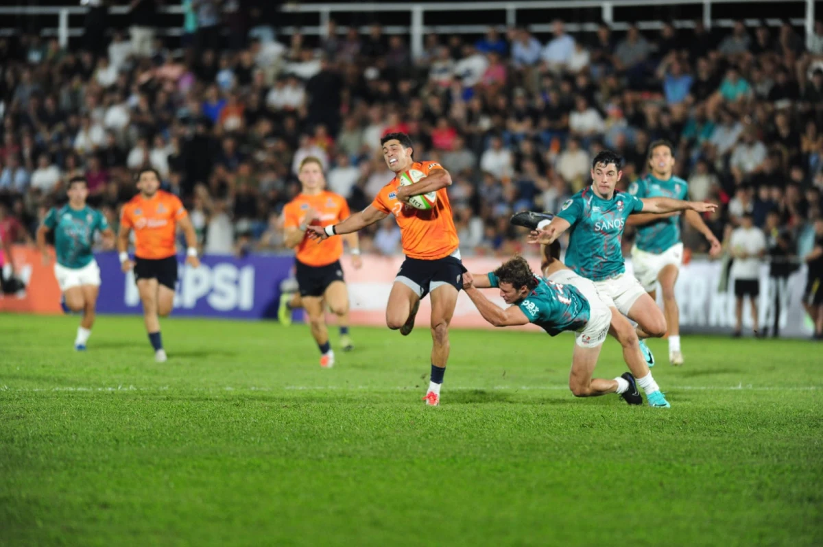 CUESTA ARRIBA. Tarucas está rifando su futuro en el Súper Rugby Américas.