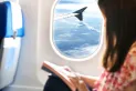 Una azafata reveló qué ropa no deberías usar al viajar en avión: consejos para volar cómodo e higiénico
