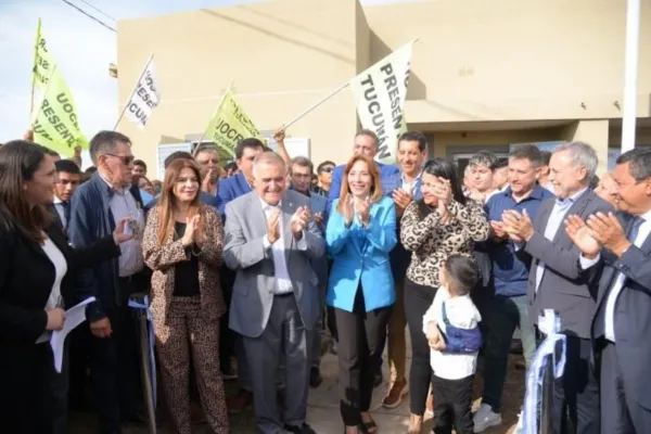 Jaldo entregó 100 viviendas en Las Talitas