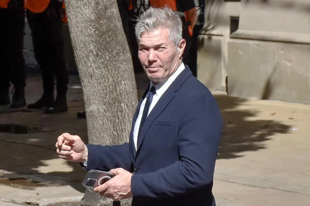 Fernando Burlando juró como abogado en Tucumán y anticipó su presencia constante: “Voy a venir seguido”