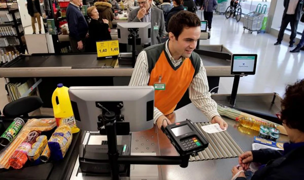 Aumento empleados de comercio: ¿cuánto cobrarán con el sueldo de mayo?