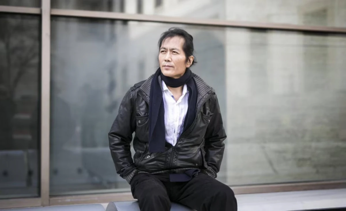 LA DISGREGACIÓN. Byung-Chul Han dice que la revolución digital genera un enjambre de individuos aislados.