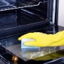 Una genialidad: el truco con limón para limpiar el horno sin ningún esfuerzo