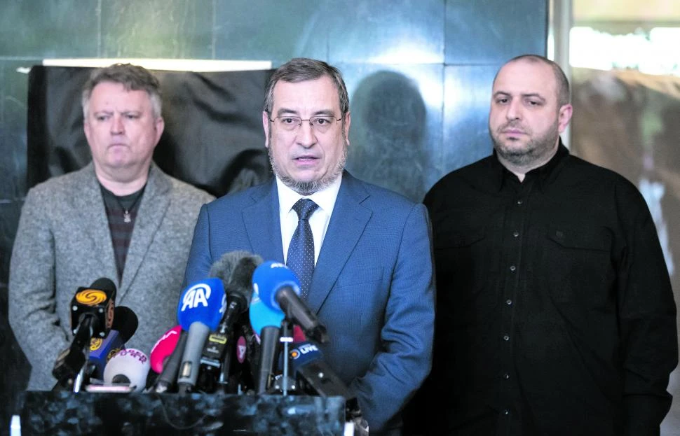 LEJOS AÚN. Los negociadores no pudieron cerrar acuerdos de fondo.  