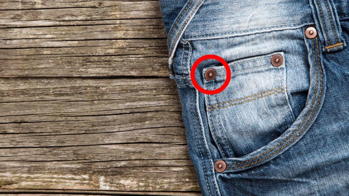 Pocos conocen la verdadera función de estos remaches metálicos en los jeans
