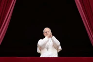 León XIV: cómo es el Palio y el Anillo del Pescador que recibirá en su ceremonia de asunción