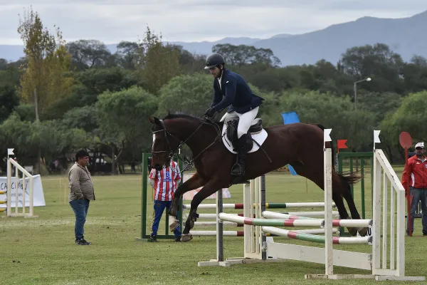 Creó una app para los deportes ecuestres y busca que el hipismo incorpore la tecnología