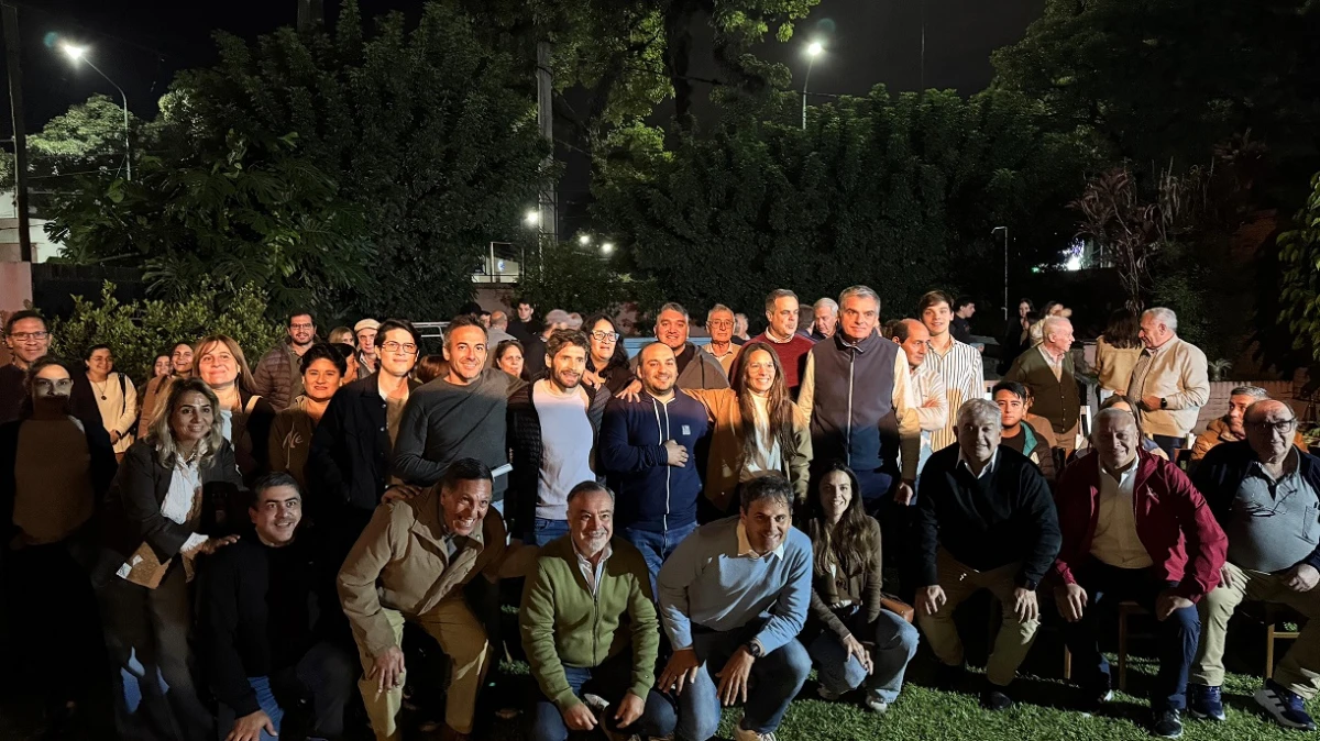 CREO ratifica su rumbo: va por la renovación de su banca en octubre