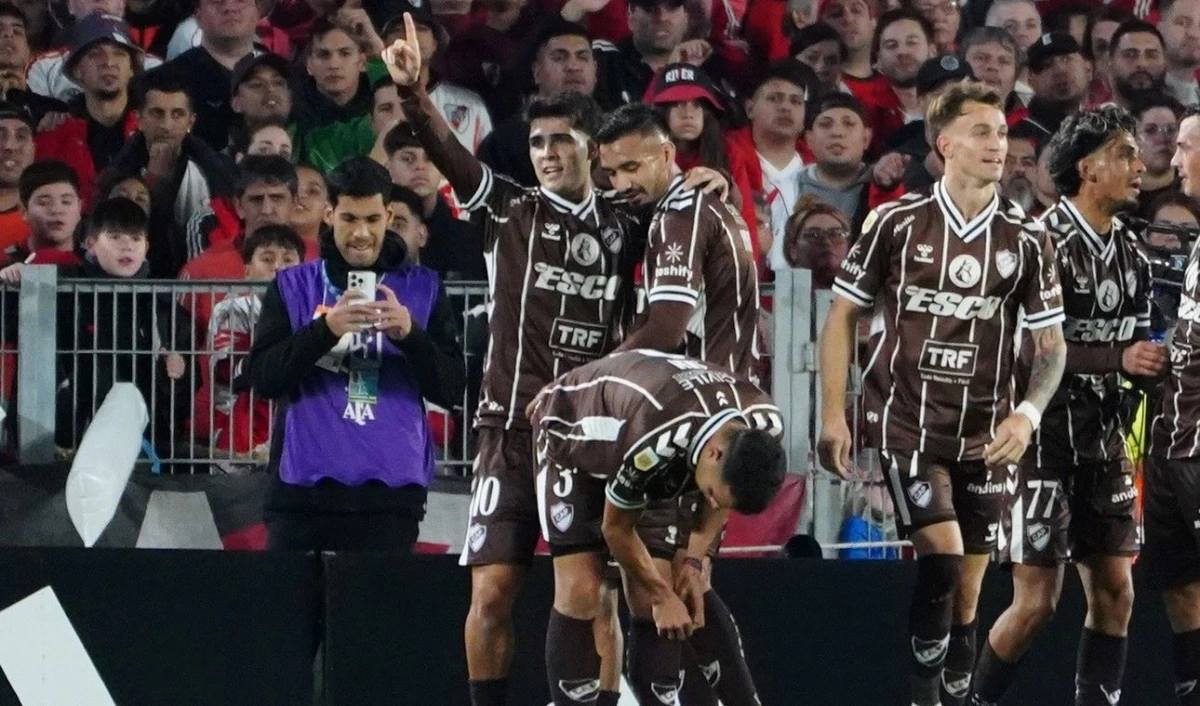 Otro golpe en el Apertura: por penales, Platense eliminó a River  en el Monumental