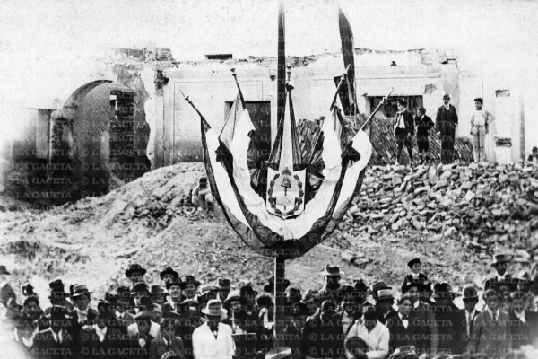 Recuerdos fotográficos: piedra fundacional
