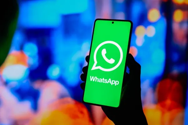 WhatsApp suma anuncios en estados y canales con suscripción para empresas y creadores