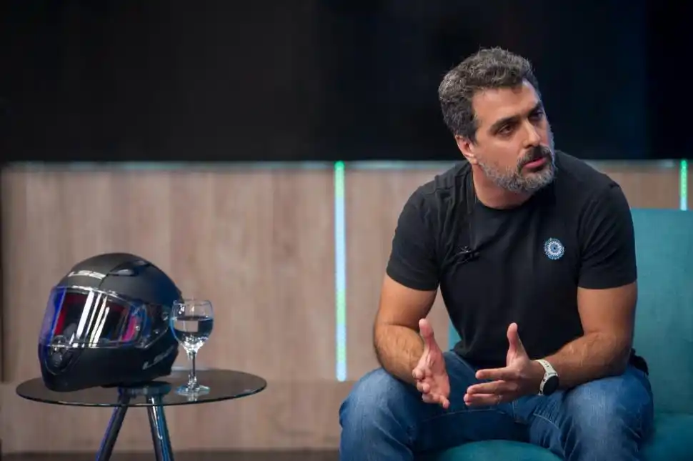 CAMBIOS. Mahtuk propuso “ponerle una alfombra roja al transporte público” como política para descomprimir el tránsito y mejorar el tránsito.