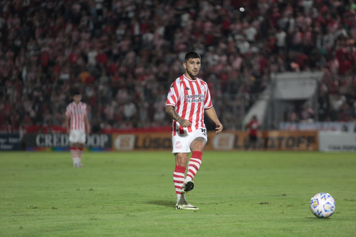 BAJA. Gabriel Hachen se perderá tres fechas, según lo informado por el Tribunal de Disciplina.