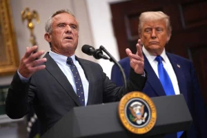 El secretario de Salud de Trump llega a la Argentina y se reunirá con Milei