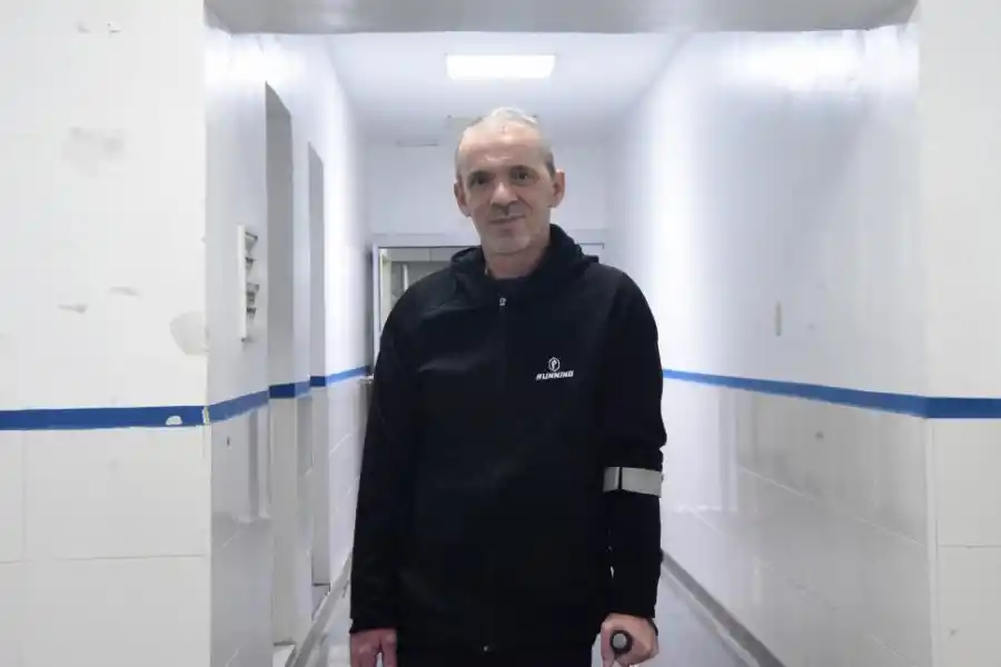 FESTEJO DOLOROSO. Luis Martino sufrió una dura caída en una celebración de fin de año, pero se recuperó. 