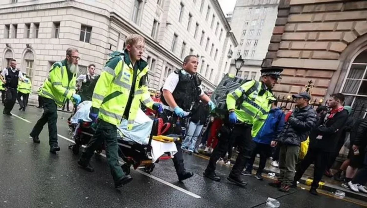 Mi hija empezó a gritar y había gente en el suelo, dijo un testigo del atropello en Liverpool