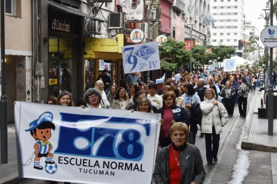 Emoción en los 150 años de la Escuela Normal