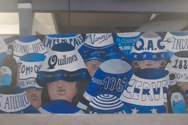 Cervezas, goles y destierro: la historia que conecta a Quilmes con Tucumán