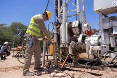 A la espera de relanzar el Procrear II, la Provincia sostiene otras 32 obras