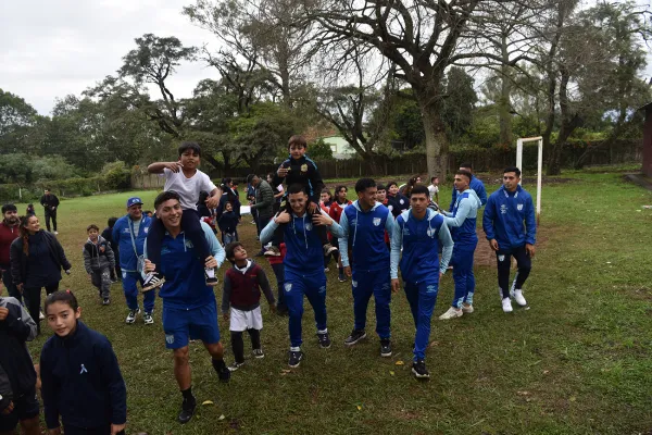 El Decano inspira: la Reserva de Atlético Tucumán visitó una escuela rural y dejó algo más que fútbol