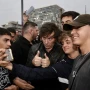 La confianza en el Gobierno de Milei repunta con los jóvenes, otra vez, como apoyo principal