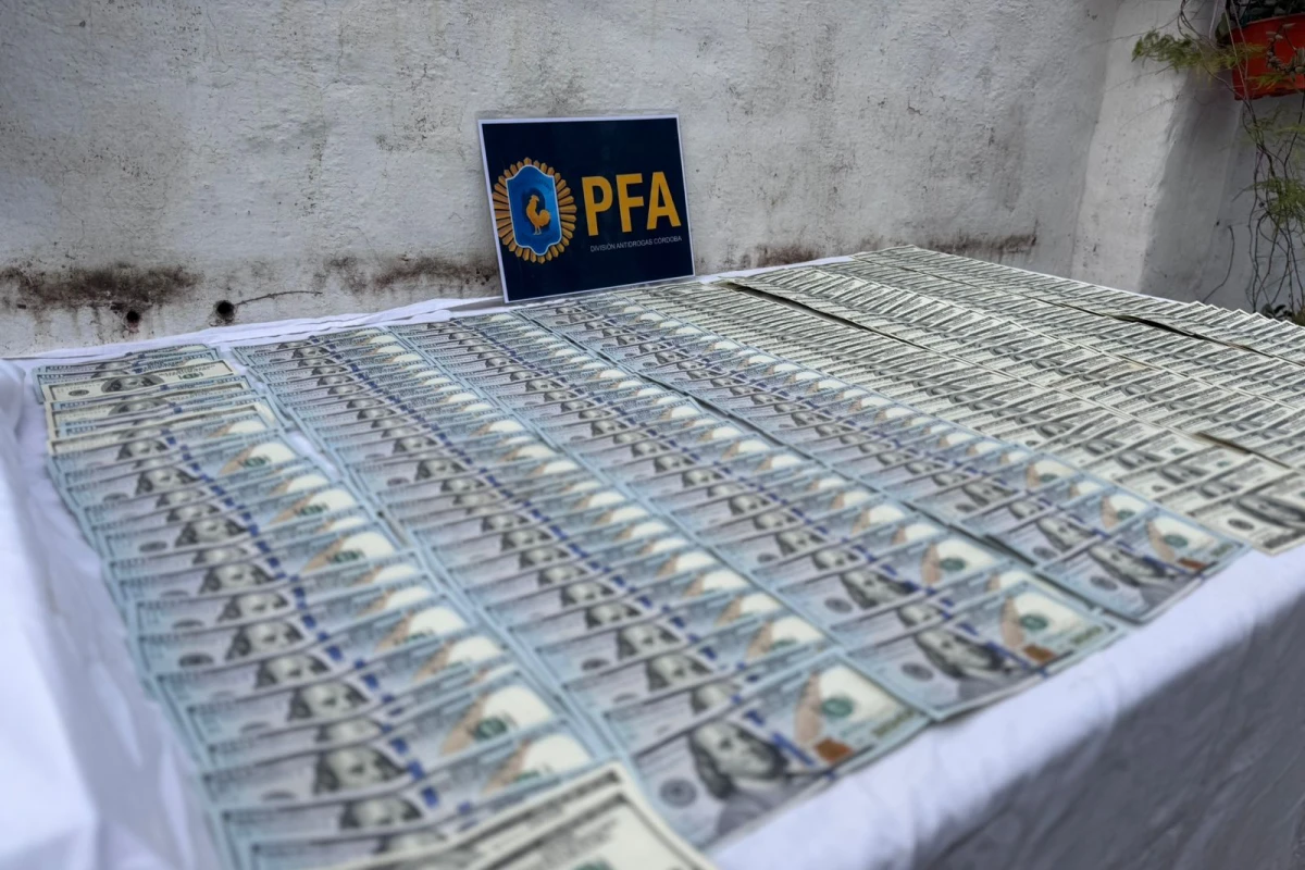 Secuestro de dólares. 