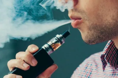 La Legislatura instará al Gobierno a promulgar una ley que prohíbe el vapeo en espacios públicos cerrados