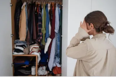 Cómo quitar el olor a humedad de la ropa con arroz y bicarbonato: truco infalible