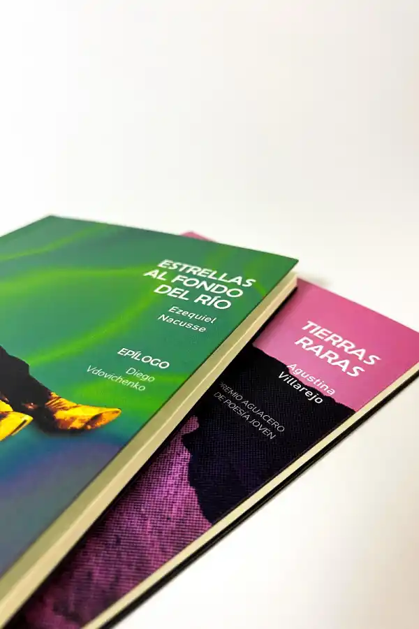 Ezequiel Nacusse (Poeta y organizador del FILT) y Agustina Villarejo (Ganadora del I Premio Aguacero de Poesía Joven 2023)