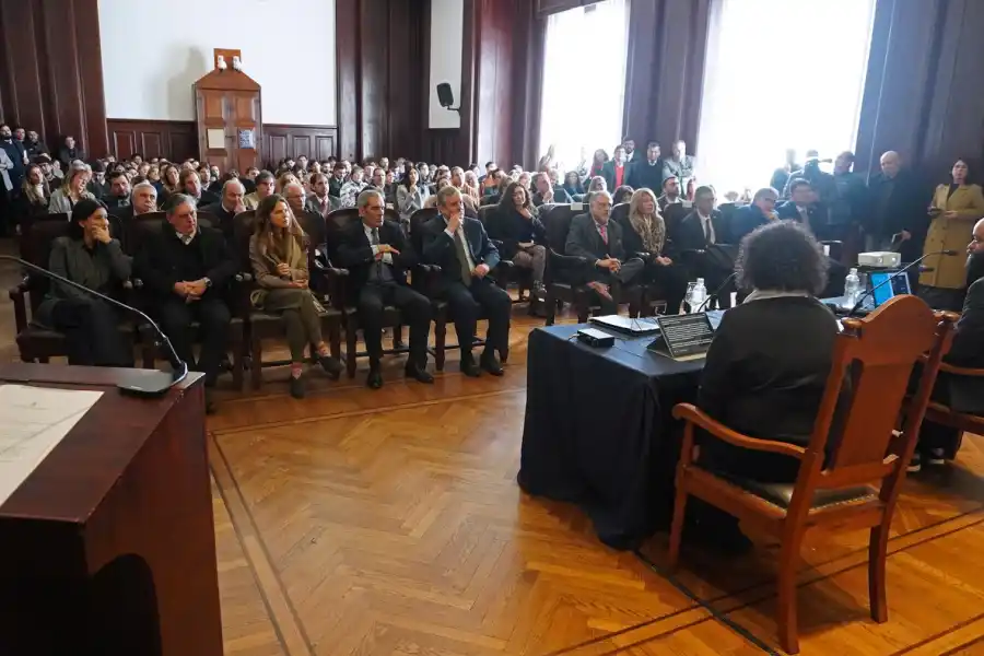 “A pesar de la Inteligencia Artificial, el ser humano debe seguir siendo el centro del proceso”