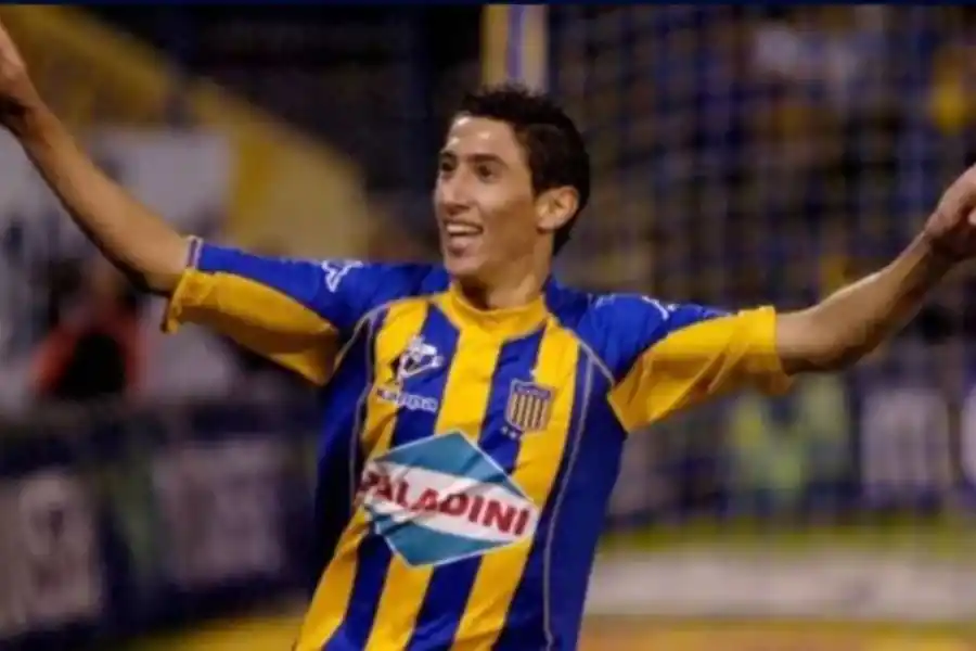 CON LA CAMISETA QUE MÁS AMA. Luego de 18 años 