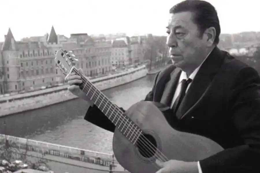 LA VOZ POÉTICA DE ATAHUALPA. Entre la distorsión y la raíz folclórica, Divididos encontró una joya escondida en la obra de Atahualpa Yupanqui. / CULTURA GOB