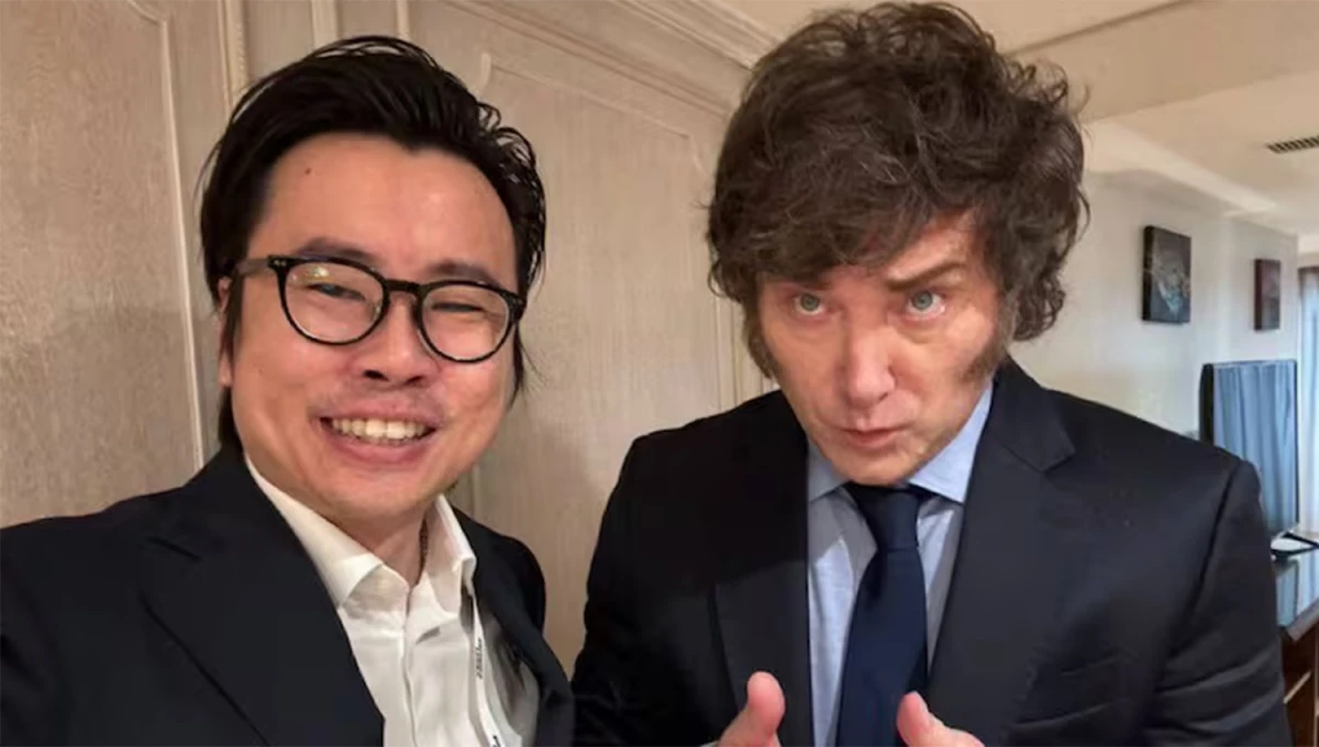 JUNTOS. Julian Peh, uno de los demandados en el caso $LIBRA, se reunió con Javier Milei meses antes del lanzamiento de la criptomoneda.