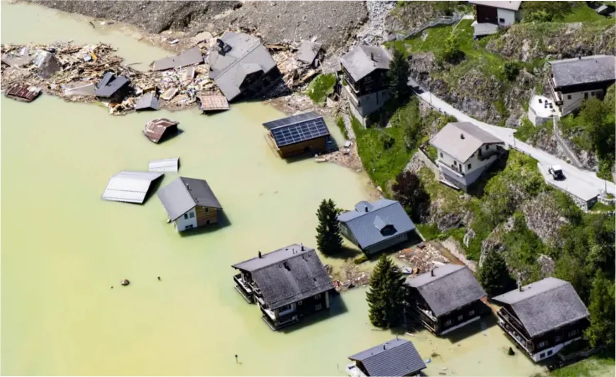 Blatten, en el sur de Suiza, quedó destruido después de una avalancha ocurrida el miércoles/ EPA/ BBC News.