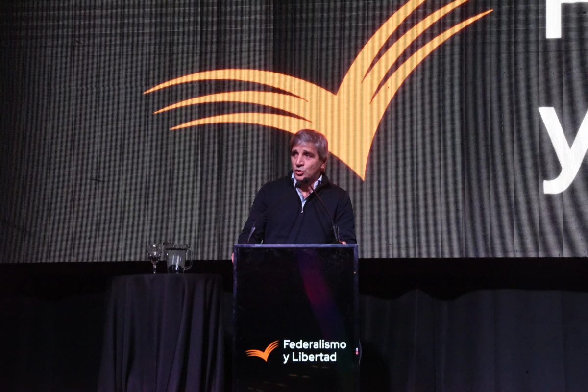 LUIS CAPUTO. El ministro de Economía nacional.