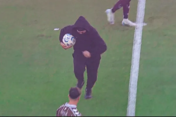 La insólita campaña de la Liga Profesional contra la piratería que generó polémica en las redes